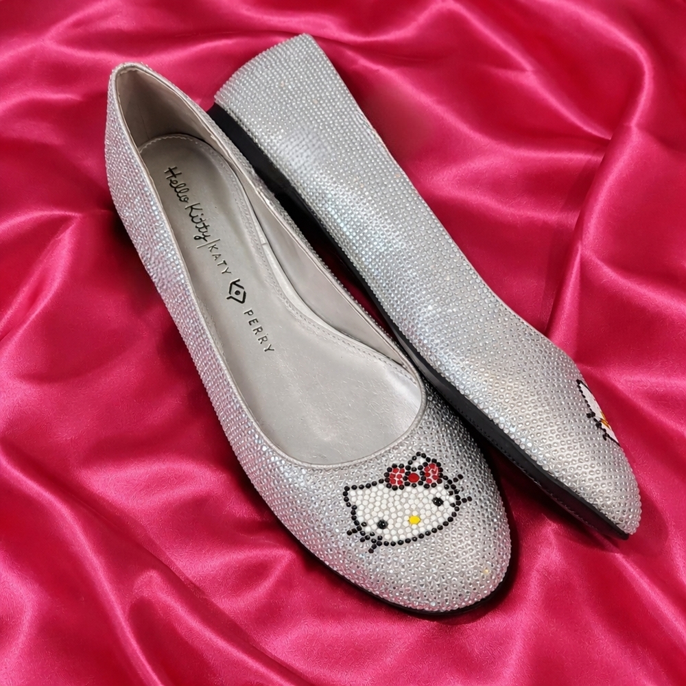Size 8 Hello Kitty Flats Rhinestone Diamond Crystal Bling Shies NEW $115